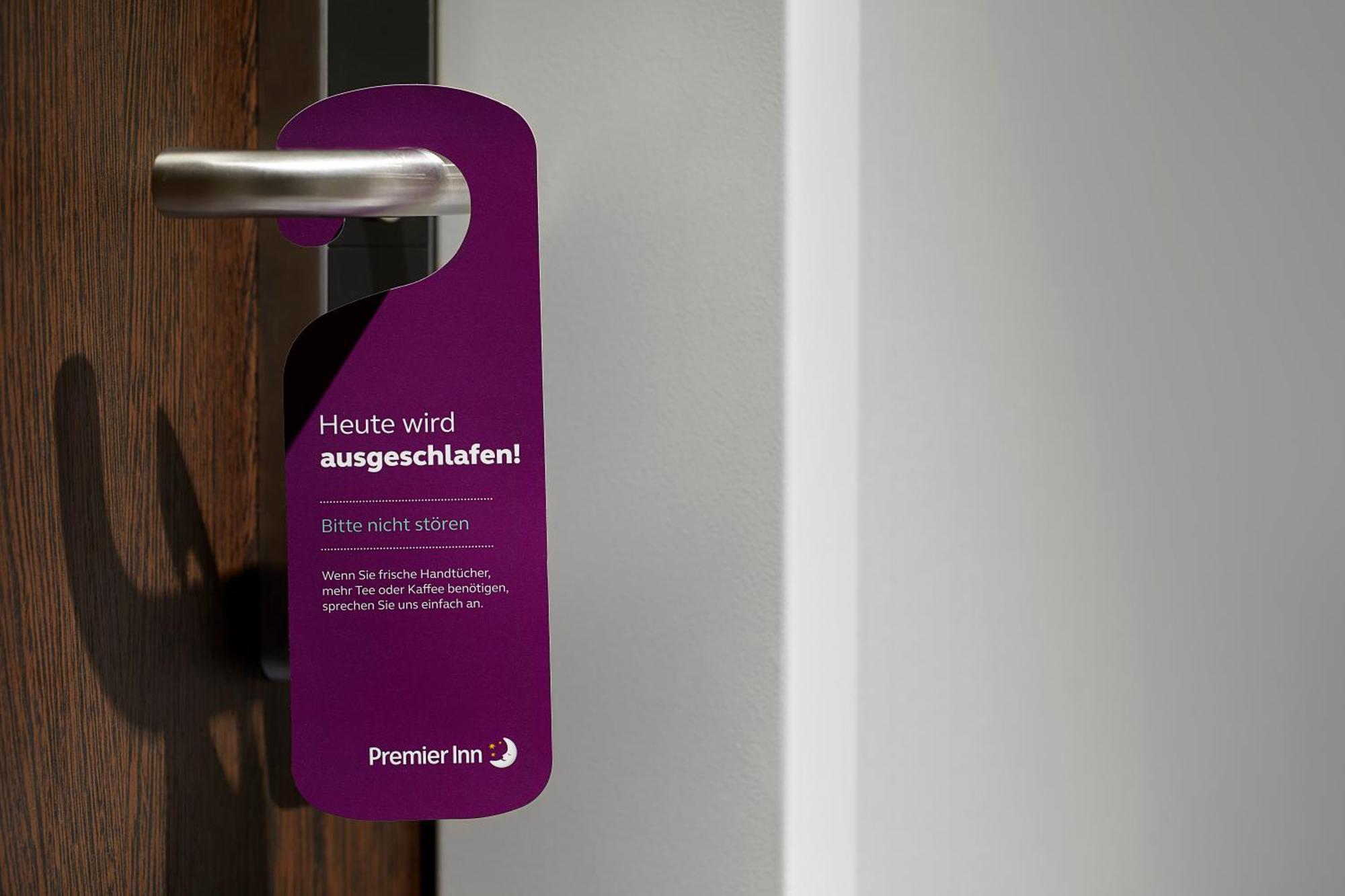 Premier Inn Berlin City Wilmersdorf Екстер'єр фото