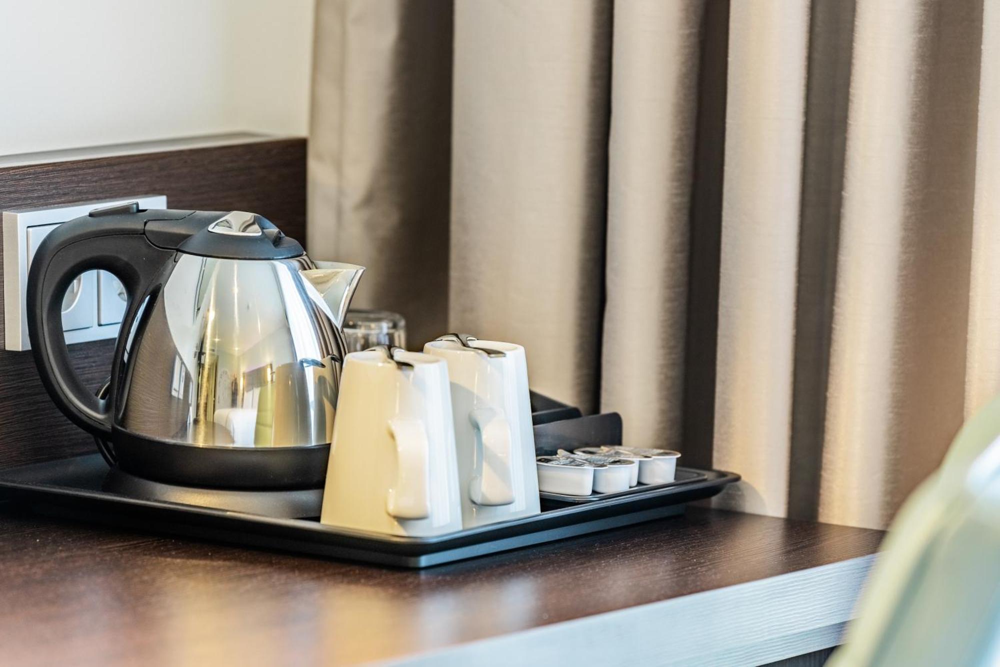 Premier Inn Berlin City Wilmersdorf Екстер'єр фото